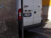 Ormai sono delle strade nelle quali completamente impossibile accedere. Causa sosta selvaggia