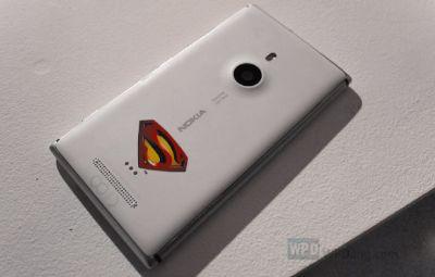 IN ARRIVO IL NOKIA LUMIA 925 SUPERMAN LIMITED EDITION