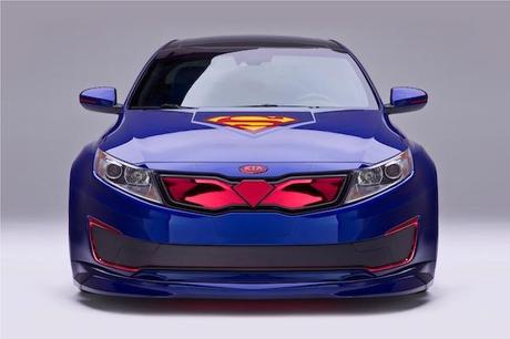 La Kia Optima Superman edition