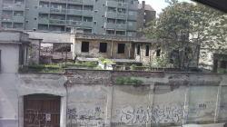 Milano Gli scheletri urbani di aree ed edifici abbandonati