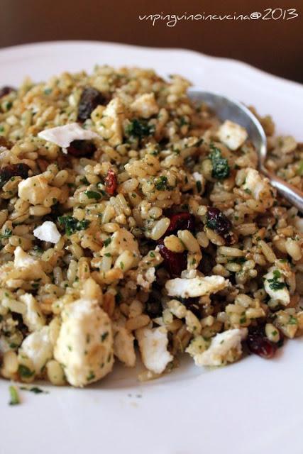 Insalata di cereali con cranberry e feta