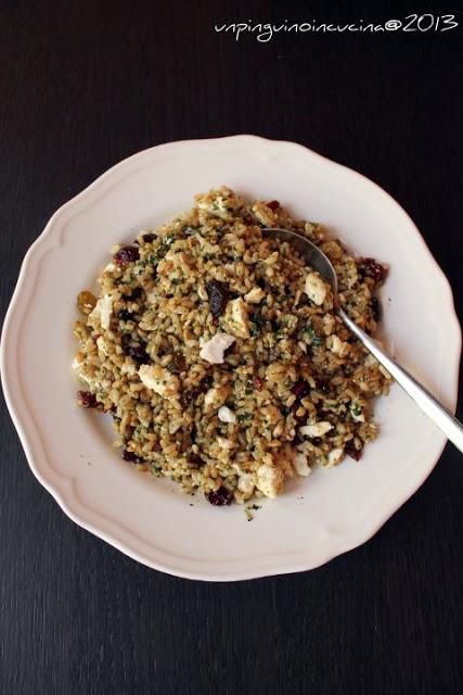 Insalata di cereali con cranberry e feta