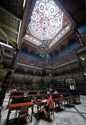 Sala reale portoghese di lettura, Rio de Janeiro, Brasile.