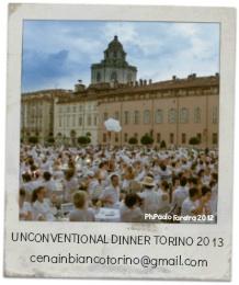 Flashmob Cena in Bianco a Torino: Unconventional dinner 2013.