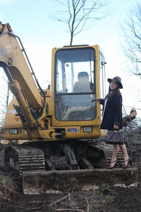 A bulldozer Girls