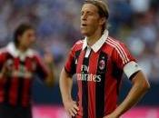 Milan, tanti auguri capitan Ambrosini!