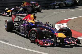 Sebastian Vettel di nuovo contro i suoi ingegneri di pista