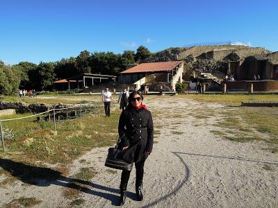 Suggestioni all'imbrunire al parco archeologico Pausilypon di Napoli