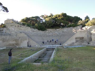Suggestioni all'imbrunire al parco archeologico Pausilypon di Napoli