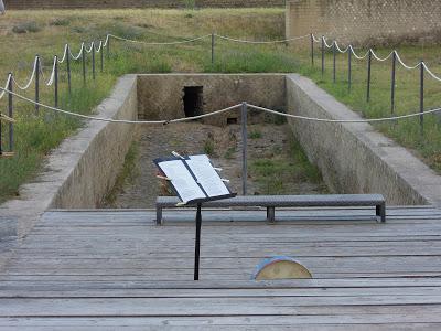 Suggestioni all'imbrunire al parco archeologico Pausilypon di Napoli