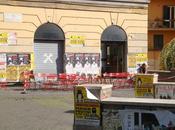 L'aperitivo trastevere solo nome: freni frizioni. ecco ritrovo "must" romani centro. guardate com'e' ridotto piazzale antistante...