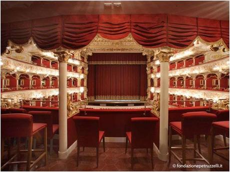 Teatro-petruzzelli-bari_interno2