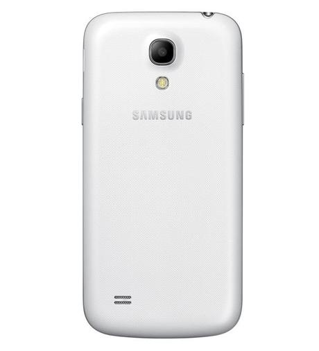 01 GT I9190 Back white Standard Online Samsung presenta il Galaxy S4 MINI