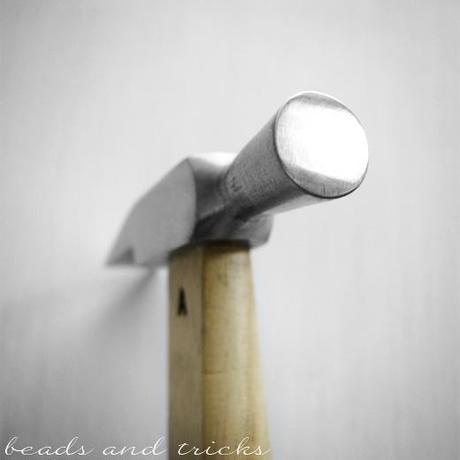 Attrezzi: martello per rivetti swiss style