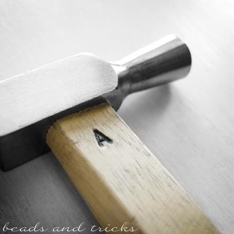 Attrezzi: martello per rivetti swiss style