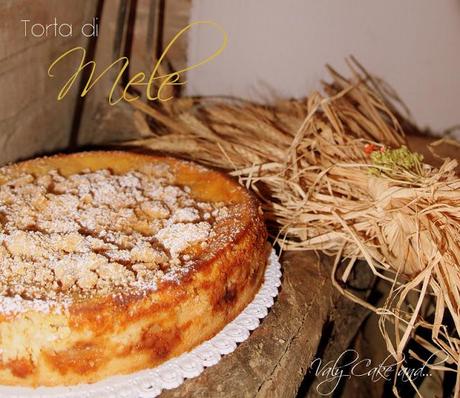 Torta di mele alla ricotta per una colazione in mezzo alla natura