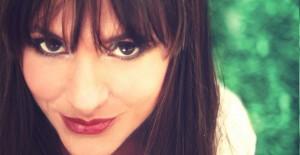 “Ascoltami di più”, singolo della sorellina di Povia: Lei Annalisa Povia