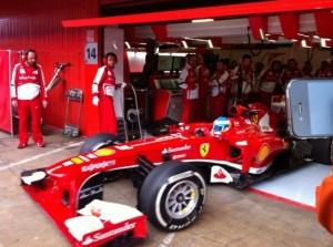 alonso-ferrari-test-barcellona