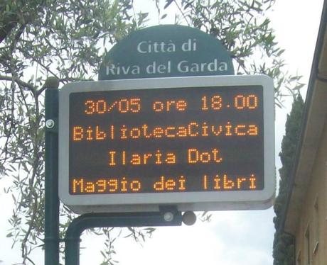 Libri, Web, e Rulo.