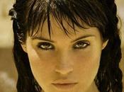 Gemma Arterton propone come nuova Lara Croft