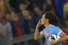 Cavani: parole d'amore al Napoli, ma il futuro rimane incerto