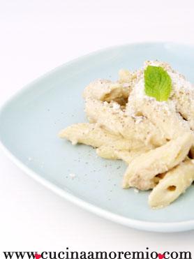 Penne, fiori e mandorle