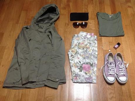 Outfit || Parka and flowers