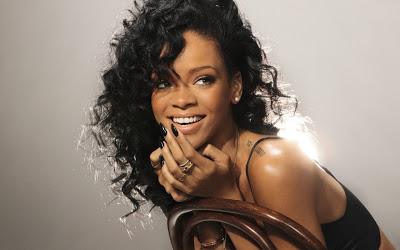 Rihanna arriva al sesto album da 1 milione di copie negli USA