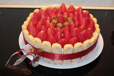 Torta alle fragole al profumo di limone