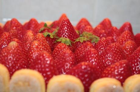 Torta alle fragole al profumo di limone