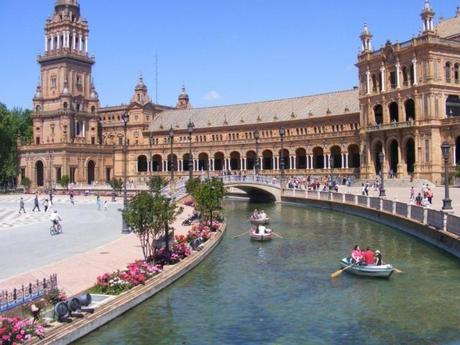Plaza de Espana, la piazza più famosa di Siviglia