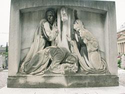 cimiteri avanzi tomba.1378.825 Tra le sculture di Mario Salazzari a 20 anni dalla morte