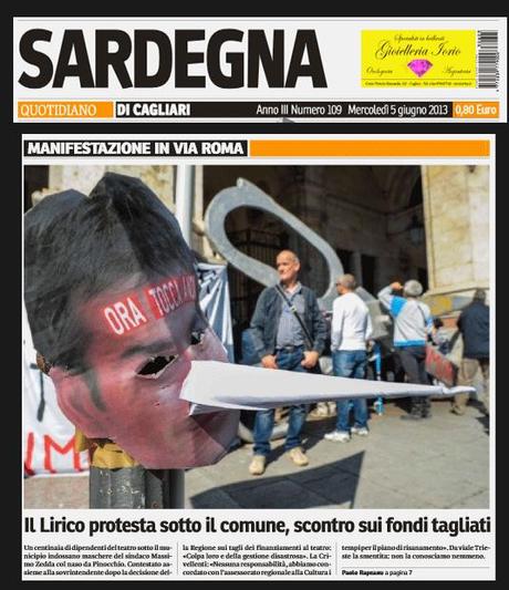 Lirico: La rabbia contro il sindaco sale alla ribalta sotto il comune