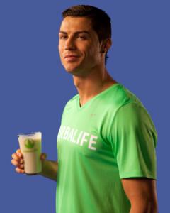 Cristiano_Ronaldo_and_Herbalife_8x10