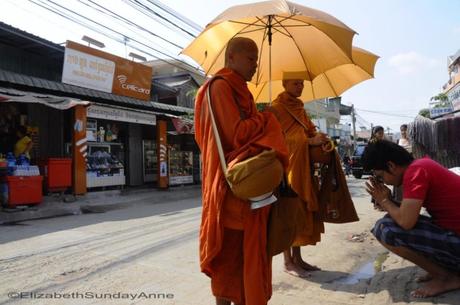 ElizabethSundayAnne_Cambodia_3