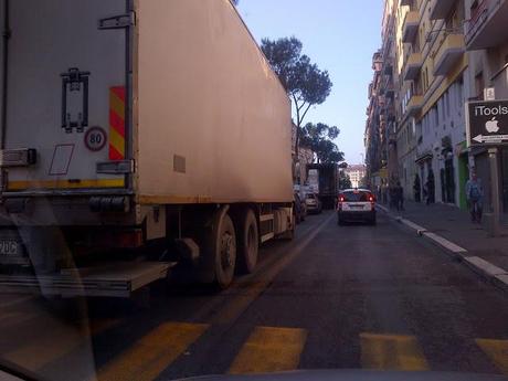 Il primo atto serio del nuovo sindaco? Chiedere al parlamento un emendamento al Codice della Strada per togliere 4 punti patente per il divieto di sosta. Cambierebbe la città...