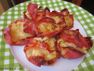 Antipasti: Cestini di speck con patate e formaggio