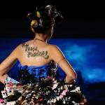 Trash Fashion Show: abiti spazzatura sulle passerelle di Macedonia