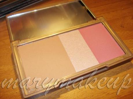 Urban Decay Naked Flushed