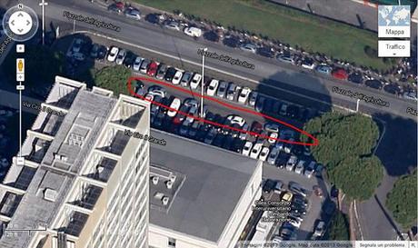 Lo sapevate? Piazzale dell'Agricoltura si è trasformato in parking privato. Ma non parking privato regolare e interrato, no, parking privato abusivo di quelli contro i quali i no-pup non protesteranno mai