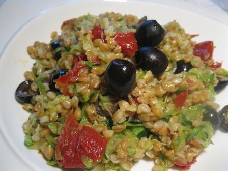 Insalata di farro e zucchine e....