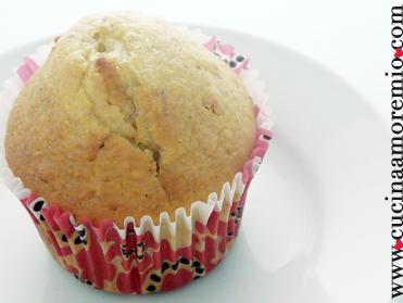 Muffin veloci alla nocciola, al cacao o “mix”: 3 versioni per 3 anni di blog!