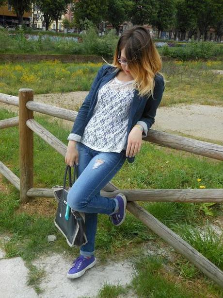 Outfit denim e pizzo