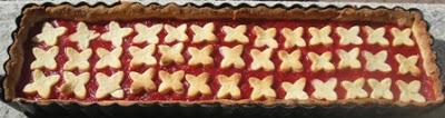 Crostata alle fragole ...fiorita...