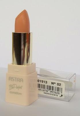 ASTRA MAKE UP