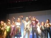 Mirto Crosia: teatro comunale Cariati successo Stayin Alive