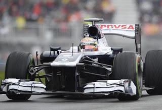 Pastor Maldonado concentrato sulla Williams