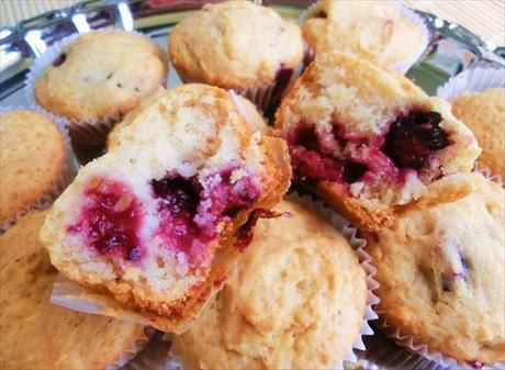 Muffin con ripieno alle more, senza burro e uova