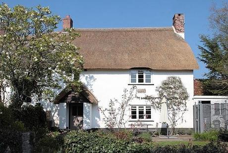 romantic boutique holiday and honeymoon cottage in devon (1)