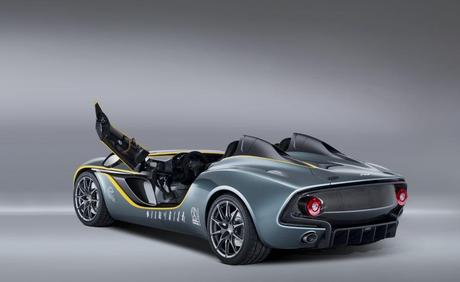 ASTON MARTIN FESTEGGIA I SUOI 100 ANNI CON UN NUOVO CONCEPT